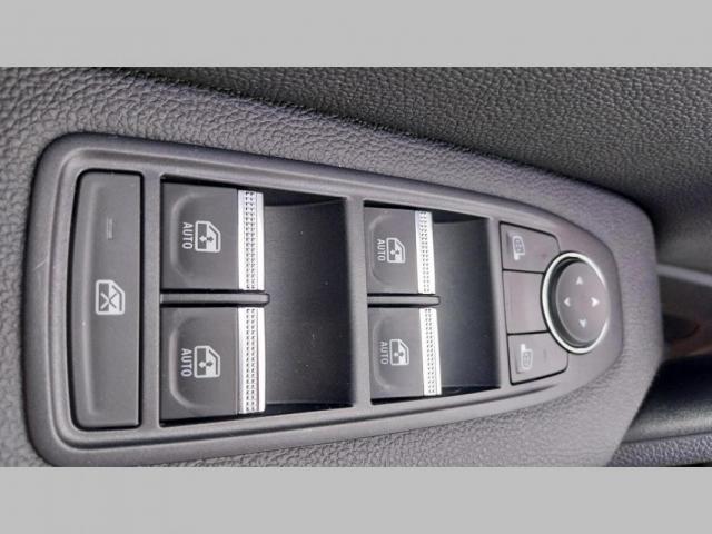 Renault Captur image 6