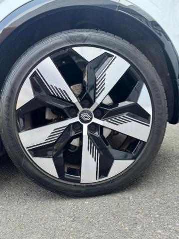 Renault Mégane E-Tech image 8