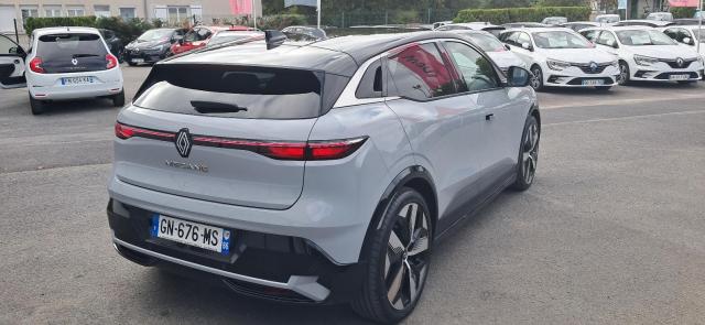 Renault Mégane E-Tech image 9