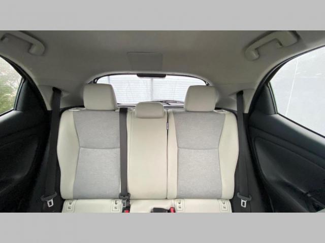 Toyota Yaris image 5