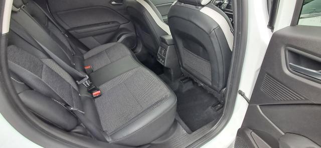 Renault Captur image 1