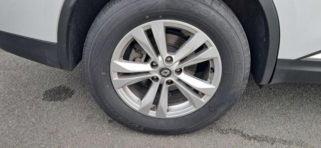 Renault Koleos image 2