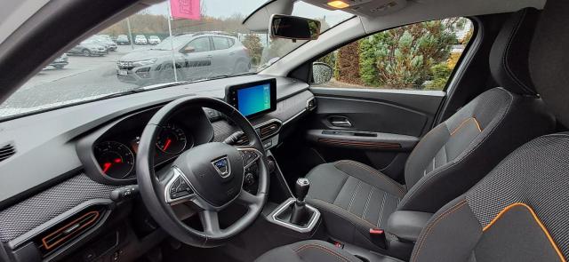 Dacia Sandero image 1