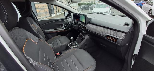 Dacia Sandero image 2