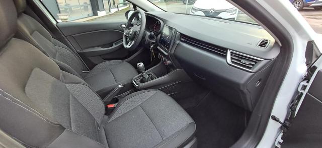 Renault Clio image 2