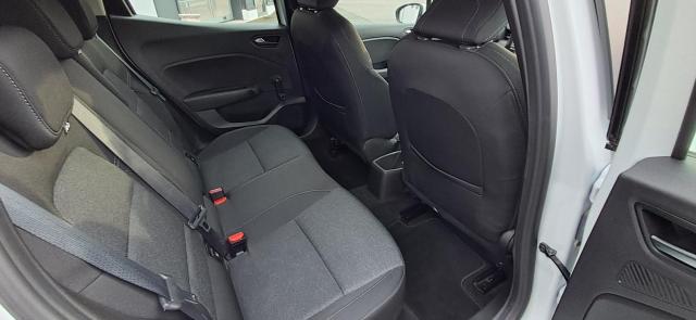 Renault Clio image 6