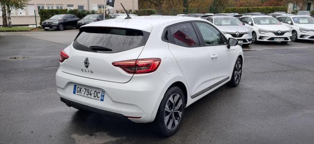 Renault Clio image 1