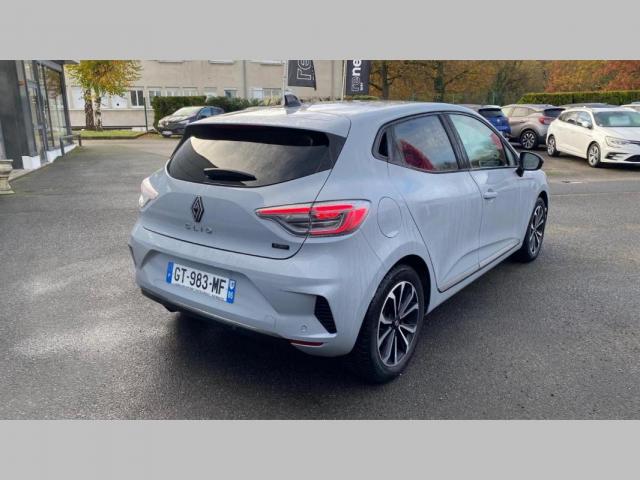 Renault Clio image 6