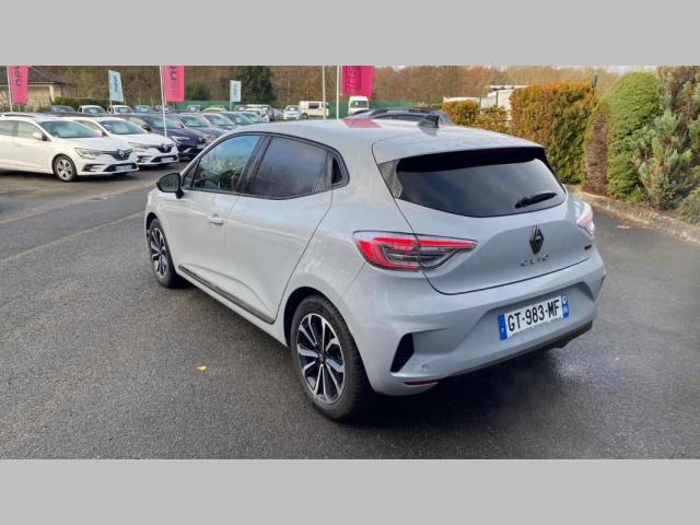 Renault Clio image 2