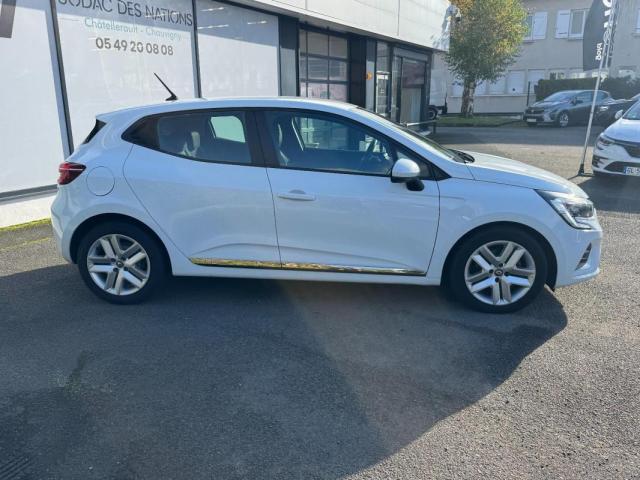 Renault Clio image 8