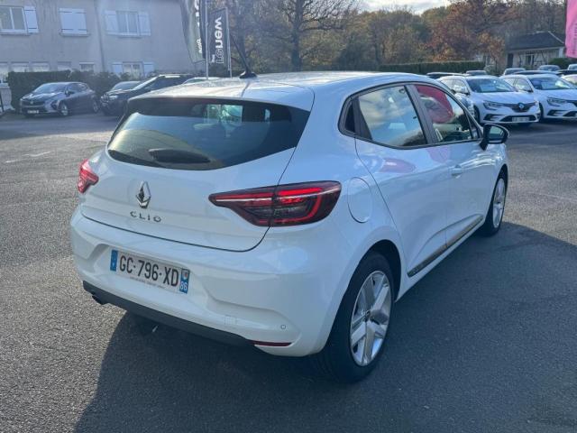 Renault Clio image 1