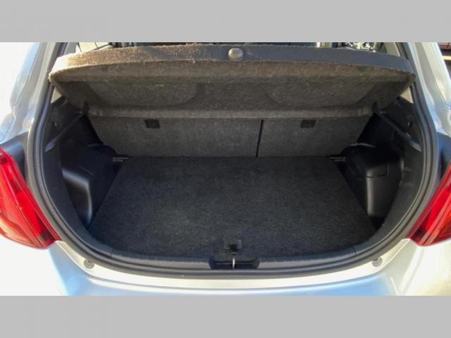 Toyota Yaris image 4