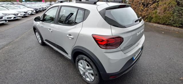 Dacia Sandero image 2