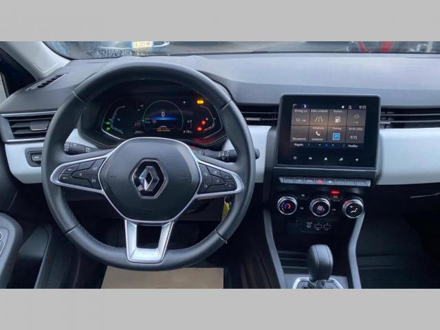 Renault Clio image 2