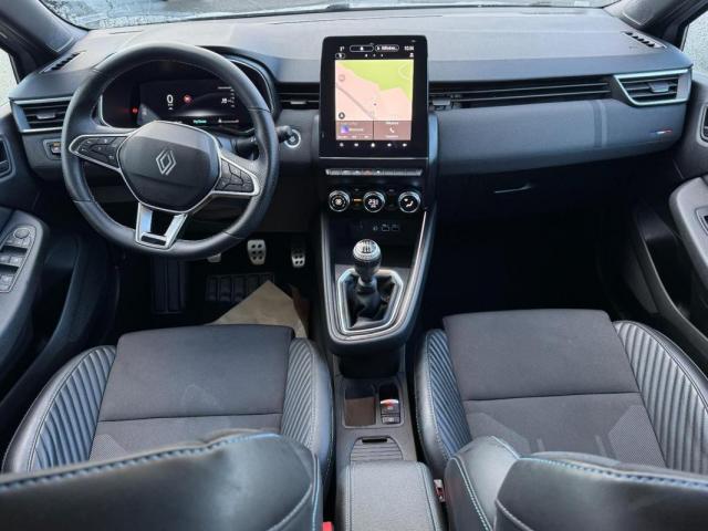 Renault Clio image 1