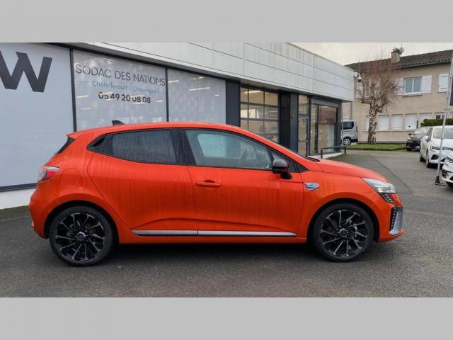 Renault Clio image 2