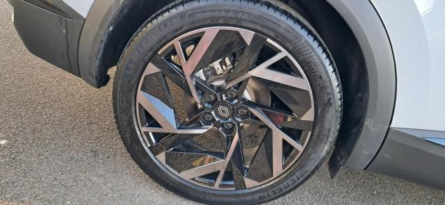 Renault Symbioz image 2