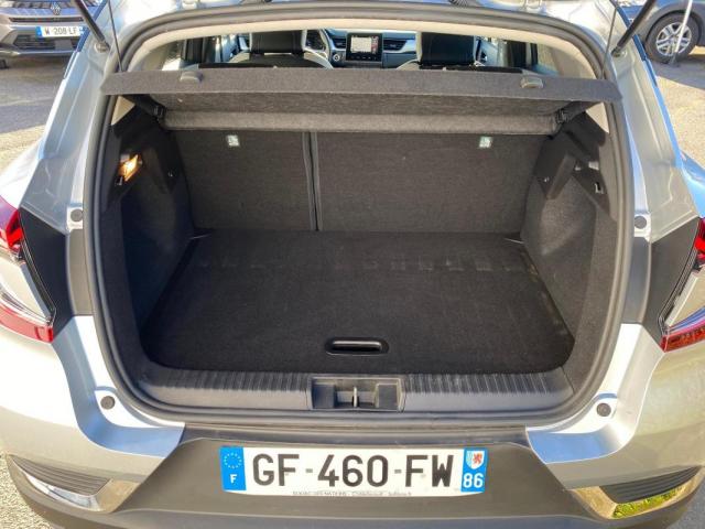 Renault Captur image 6