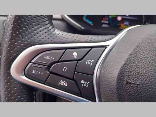 Renault Captur image 8