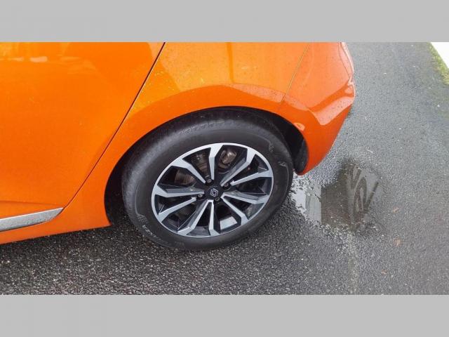 Renault Clio image 6