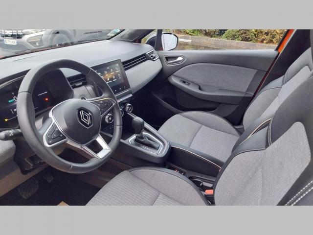 Renault Clio image 2
