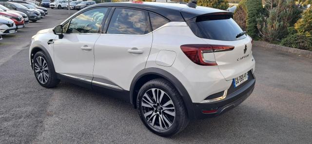 Renault Captur image 2