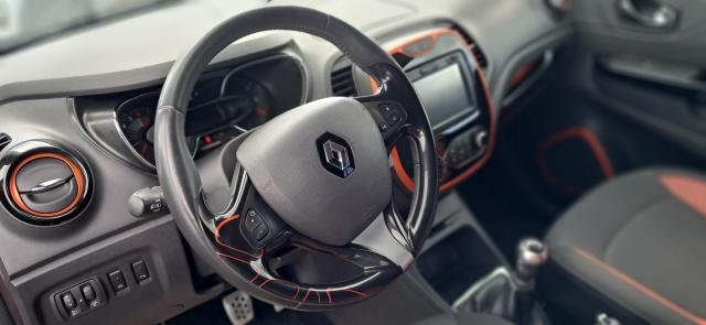 Renault Captur image 2