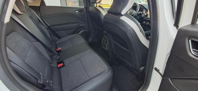 Renault Captur image 9