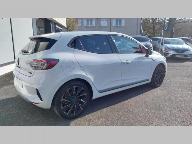 Renault Clio image 2