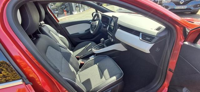 Renault Clio image 9