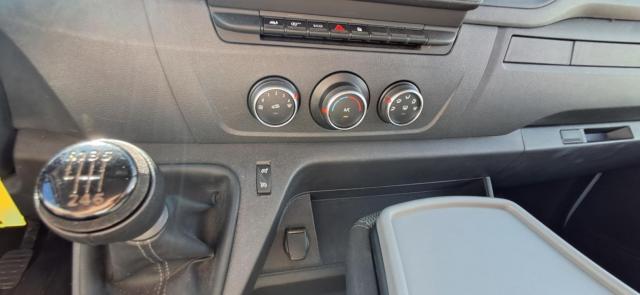 Renault Master image 3