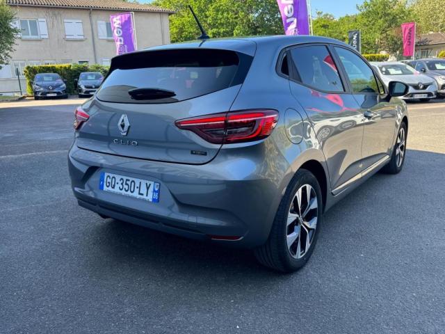 Renault Clio image 1