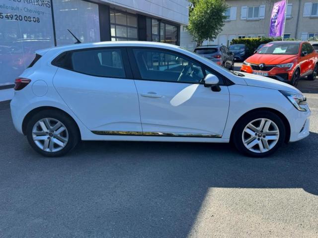 Renault Clio image 8