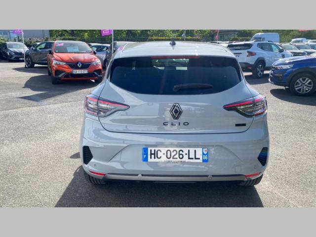 Renault Clio image 8