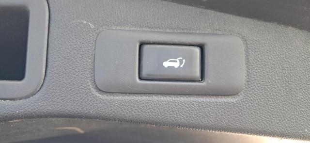 Renault Talisman Estate image 4