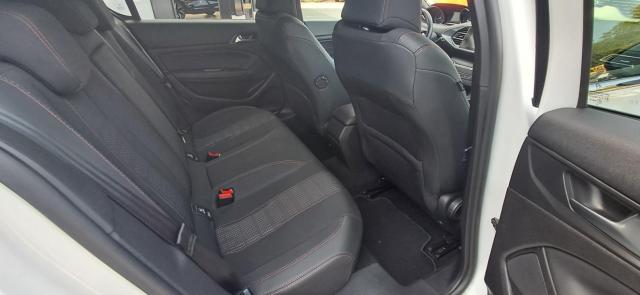 Peugeot 308 image 1