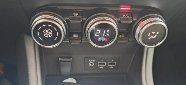 Renault Captur image 8