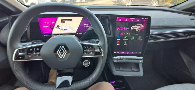 Renault Mégane E-Tech image 8