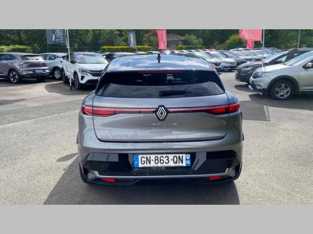 Renault Mégane E-Tech image 2