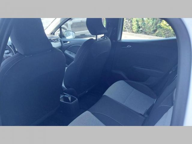 Renault Clio image 8
