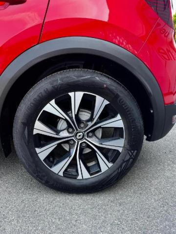 Renault Captur image 6