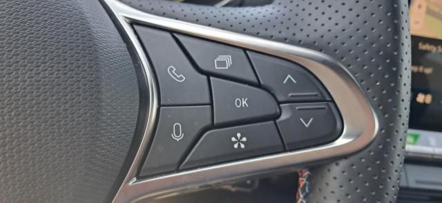 Renault Symbioz image 2