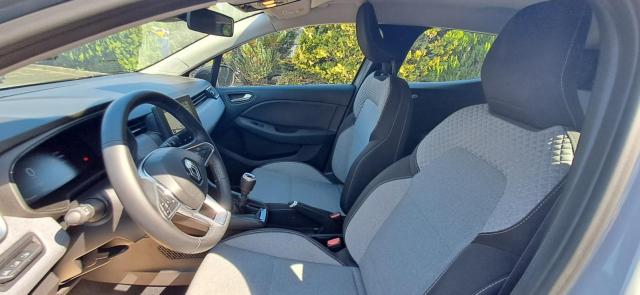 Renault Clio image 6