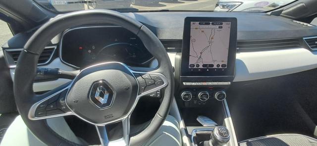 Renault Clio image 2