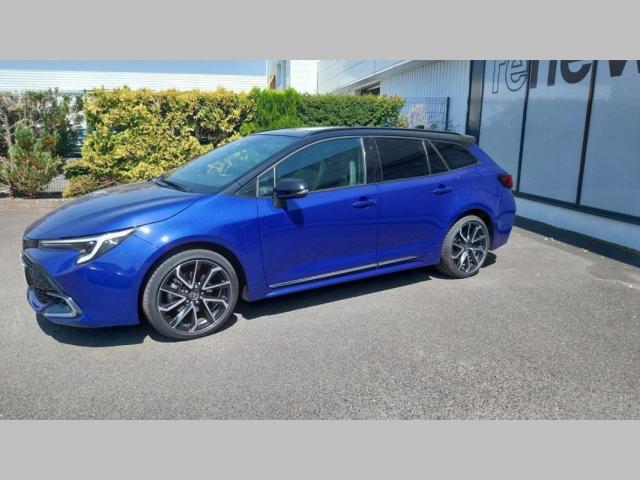 Toyota Corolla Touring Sports image 9