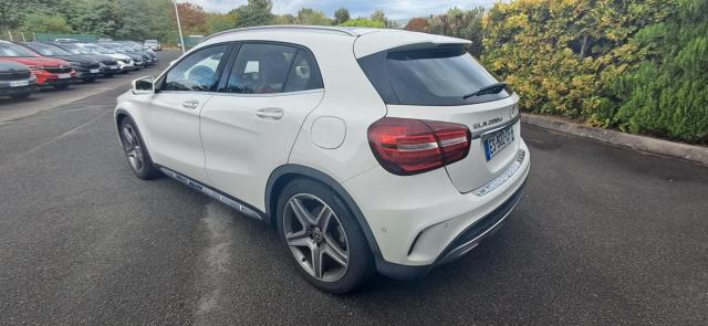 Mercedes Benz Gla image 8