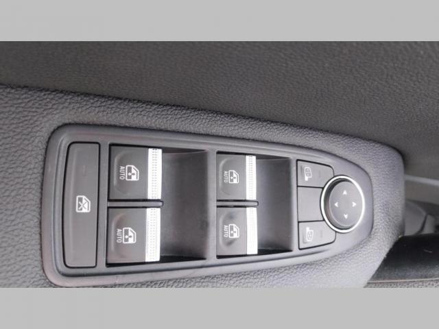 Renault Captur image 3