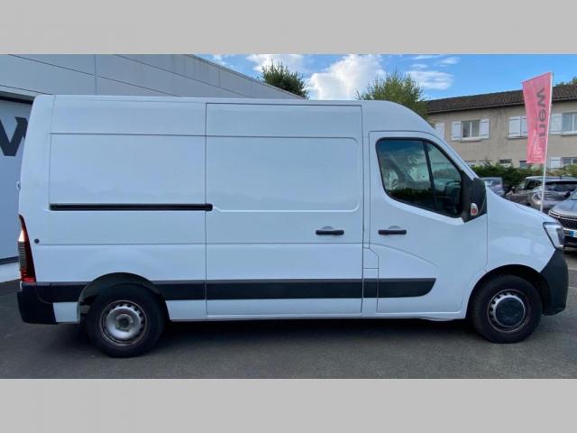 Renault Master image 1