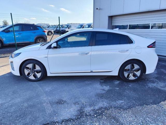 Hyundai Ioniq image 2