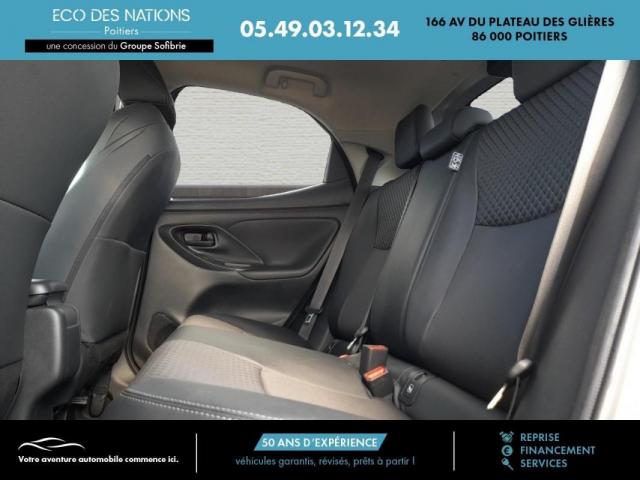 Mazda 2 image 2